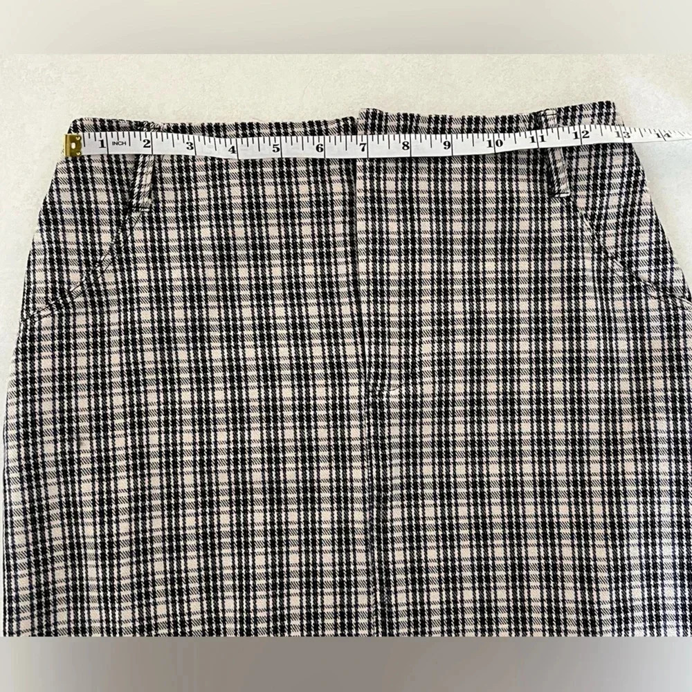 Hollister/ Belted/ Ultra high rise/ Plaid/ Mini skirt/ Size US XS - Picture 11 of 11